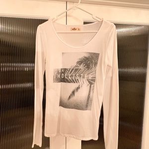 Long sleeve Hollister top
